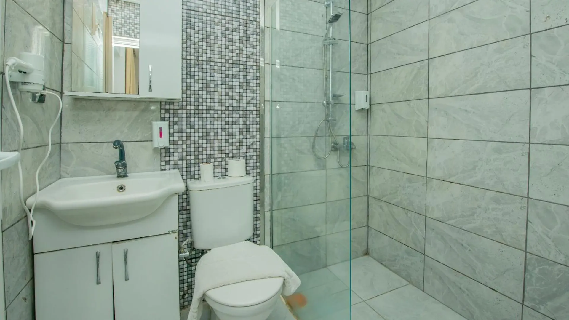Alis Hotel Фетхие